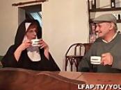 La Bonne Soeur Se Fait Sodomiser En Sucant Papy